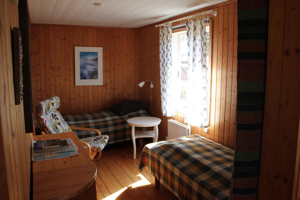 Ramsviks Overgard Vandrerhjem Hunnebostrand Rom bilde